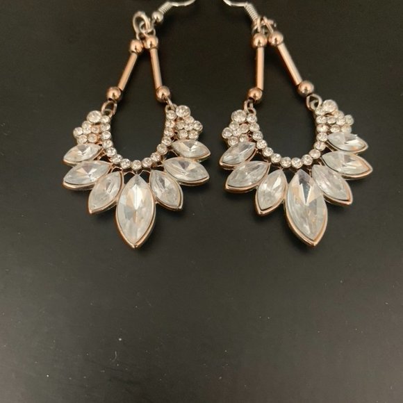 Rose gold statement earrings - Picture 2 of 2